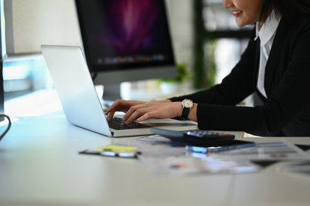 Digitale Einkaufswelten: Chancen und Risiken beim Online-Shopping