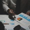 Die Geschichte der Riester- und Rürup-Rente: Entwicklung, Reformen und gesellschaftliche Auswirkungen