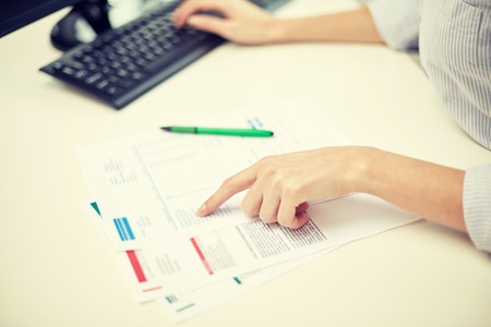 Steuerliche Besonderheiten bei ETFs und Aktien in Deutschland: Was Anleger wissen müssen