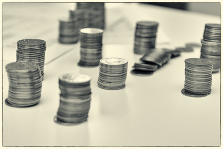 Der Weg zur finanziellen Unabhängigkeit: Grundlagen, Strategien und Herausforderungen in Deutschland