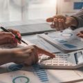 Nachhaltige Geldanlage: ESG-ETFs und Aktien aus deutscher Perspektive