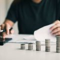 Kosten und Gebühren: Worauf Einsteiger bei Sparplänen achten sollten