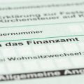 Gemeinsam finanziell unabhängig: Paar- und Familienstrategien im deutschen Kontext