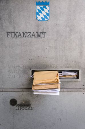 Erfahrungen und Bewertungen: Wie zufrieden sind Deutsche mit ihrer privaten Rentenversicherung?